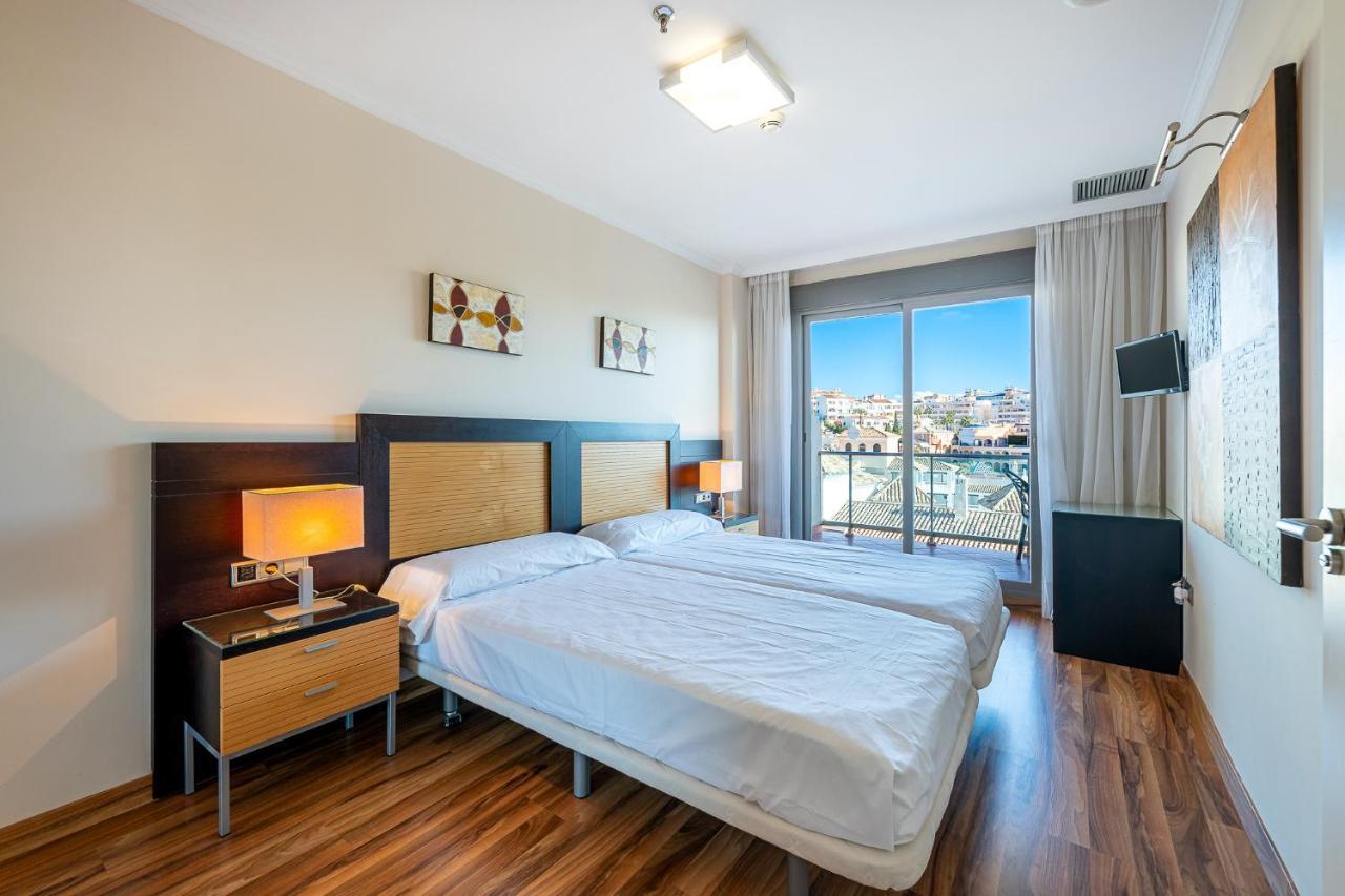 797 Holiday Rentals - Arcosur1- Moderno Apartamento Con Terraza Y Vistas Benalmádena Zewnętrze zdjęcie